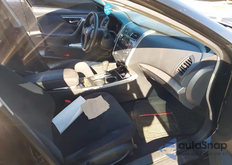 2013 Nissan Altima 2.5 S из США, поврежденный, VIN 1N4AL3AP3DC209185